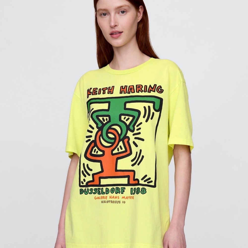 Keith Haring x GAP Düsseldorf 1988 Graphic T-Shirt Yellow Size XL New With Tags - Picture 2 of 7